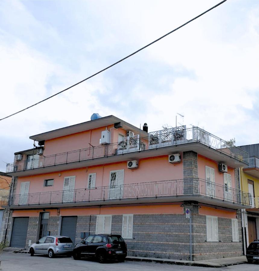 Stella-Guesthouse Solarino Exterior photo