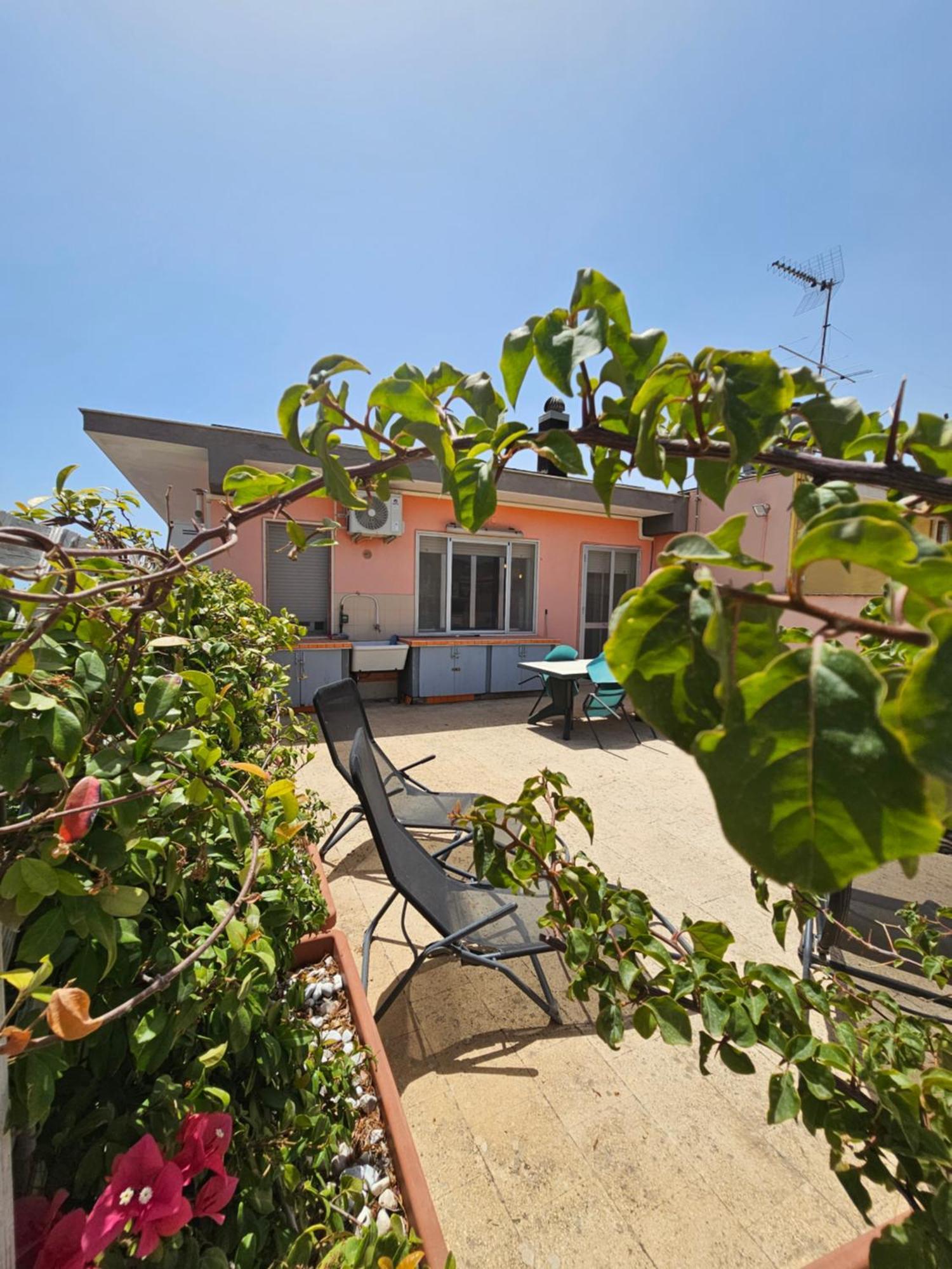 Stella-Guesthouse Solarino Exterior photo